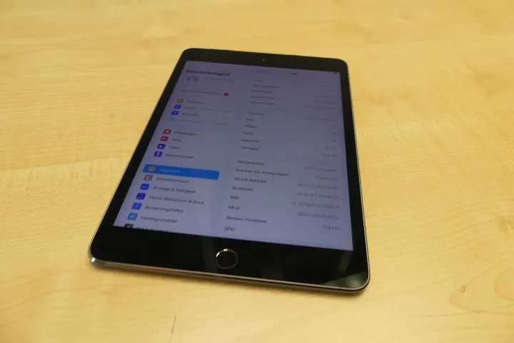 Apple - iPad mini 4 Modell: A1550